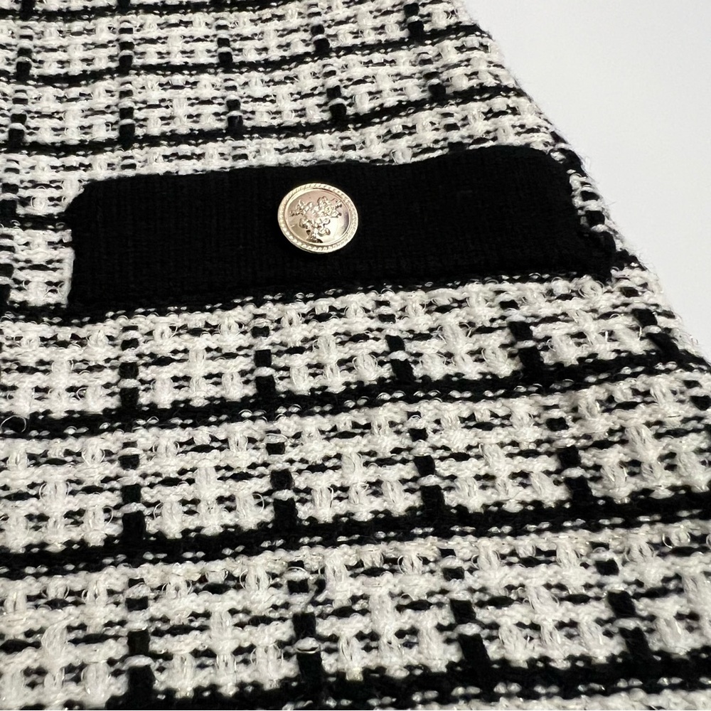 NWT AKIRA Tweed Mini Skirt with Gold Buttons - Picture 4 of 10